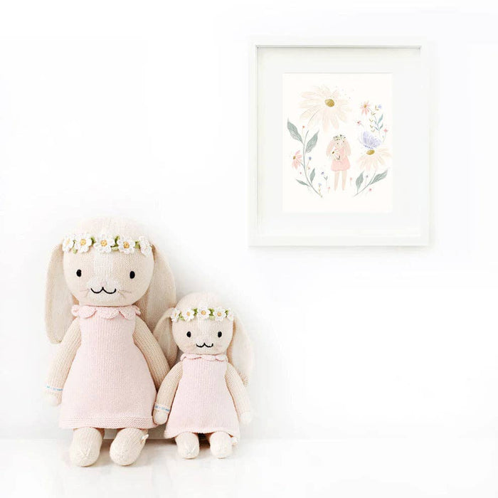 Hannah Bunny with picture