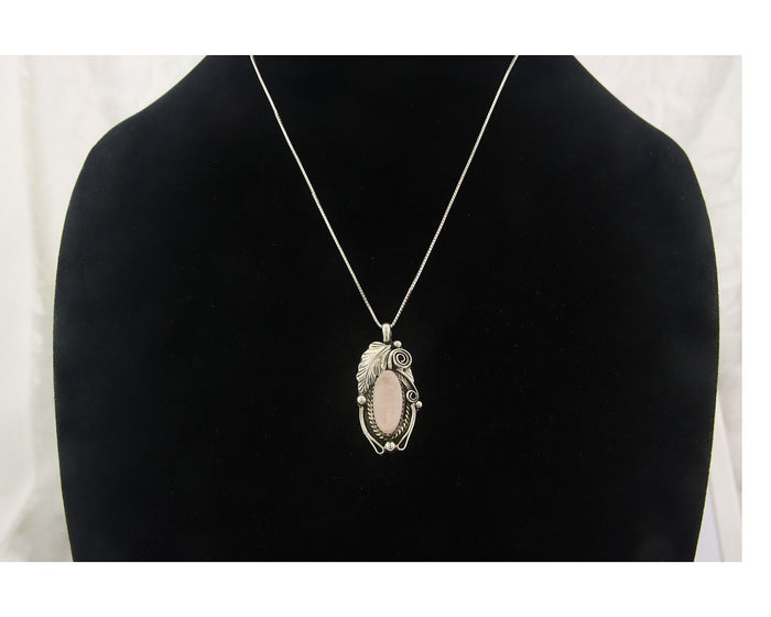 Navajo Sterling Silver Necklace Pink Muscle Authentic Vintage Sign Justin Morris